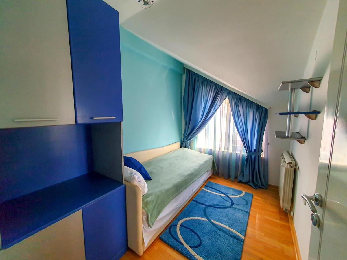 Lux Villa Mitimago Ni Exterior foto