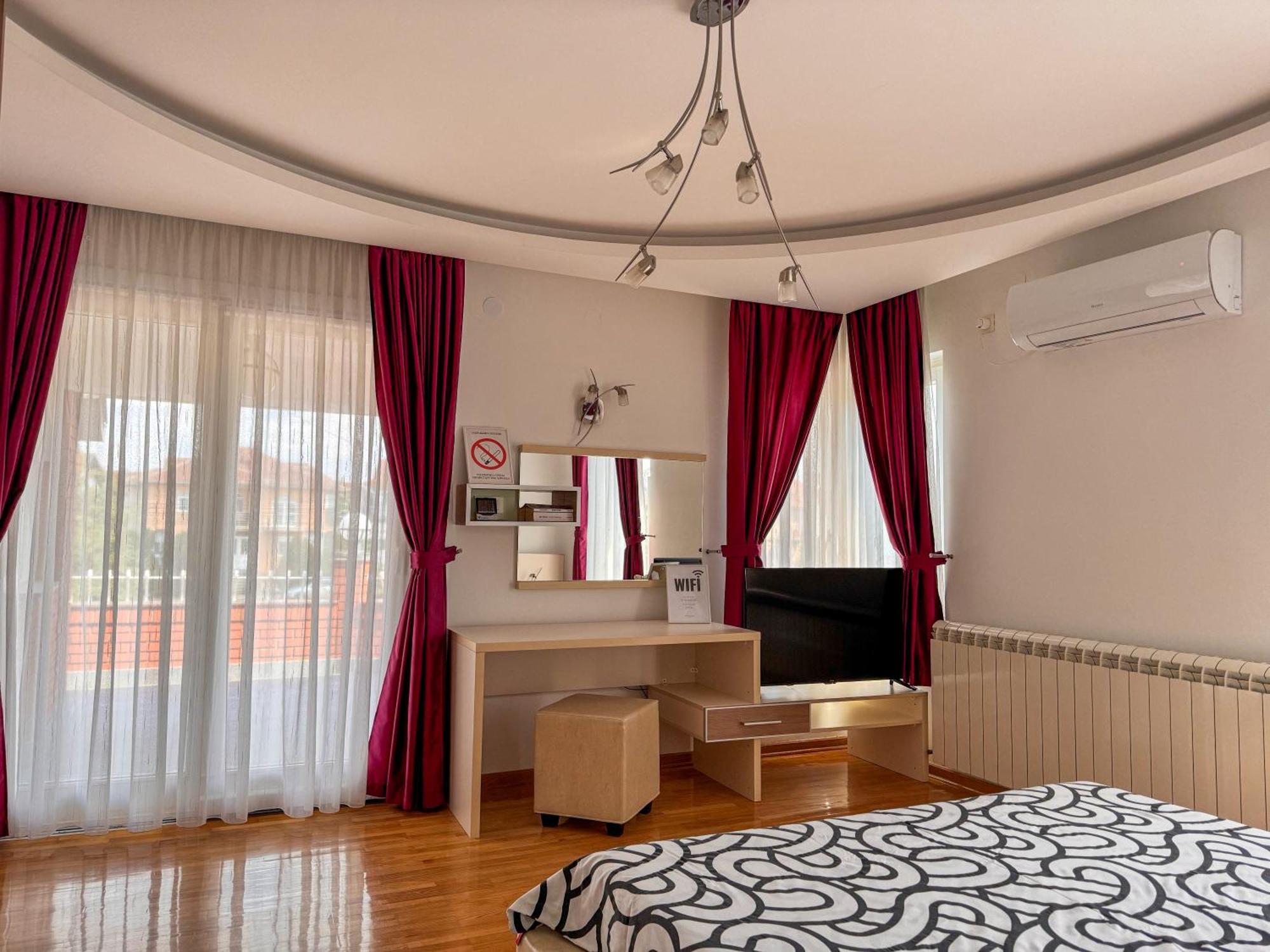 Lux Villa Mitimago Ni Exterior foto